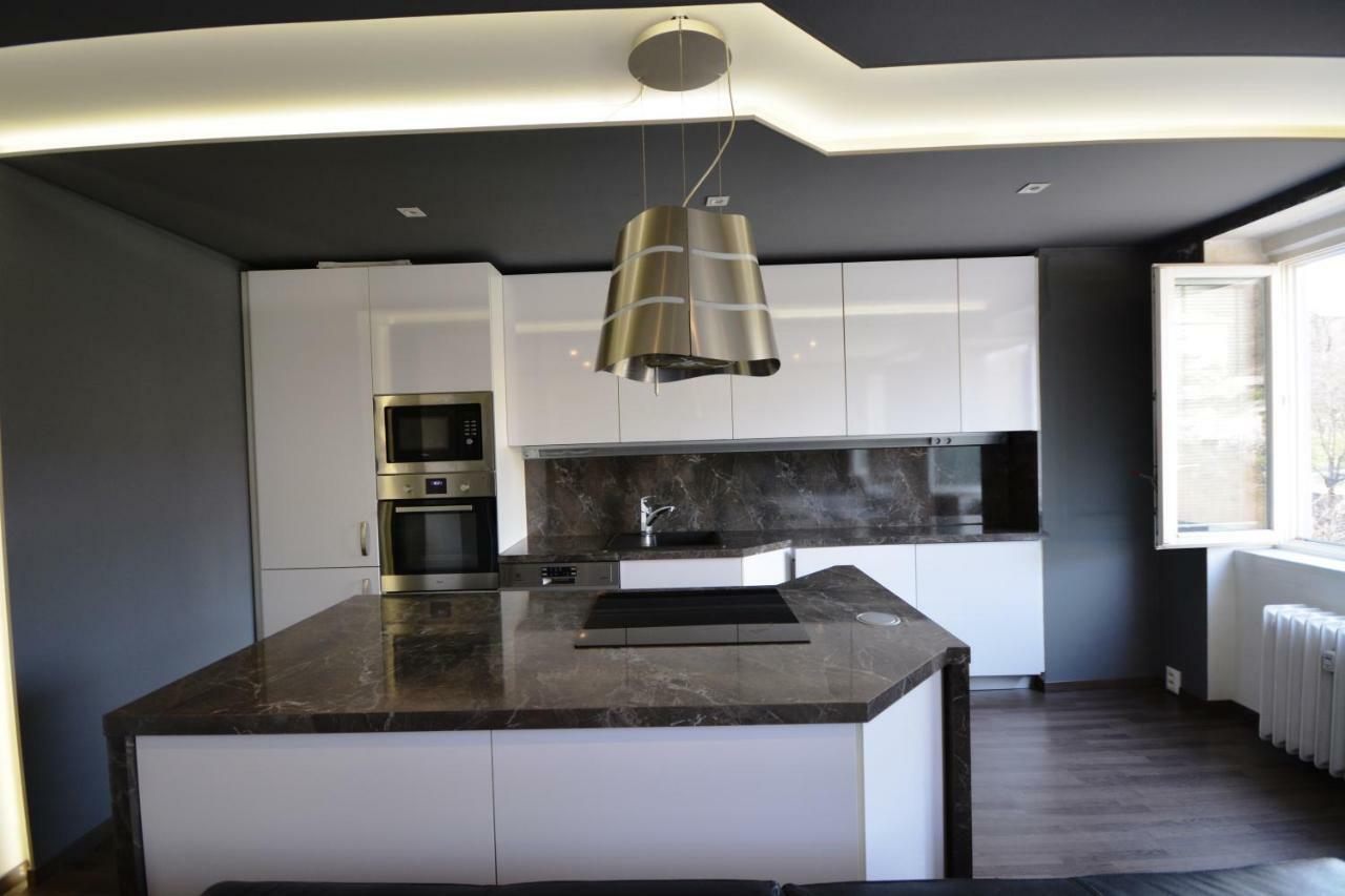 Klamovka Park Apartment Appartamento
